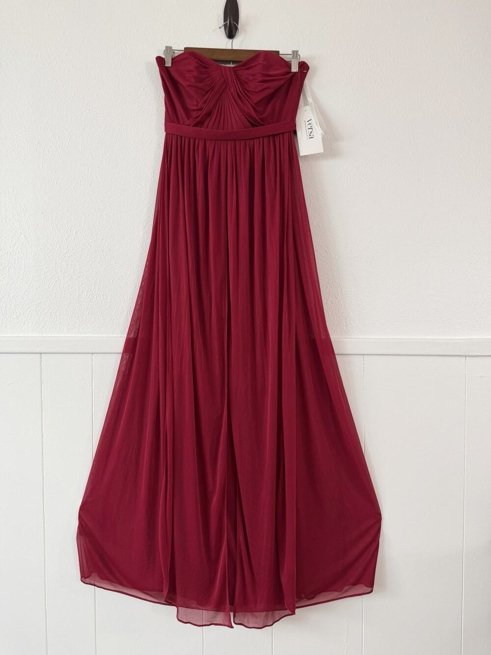 David’s Bridal Versa 4 Convertible Strapless Mesh Bridesmaid Dress Apple Red NWT